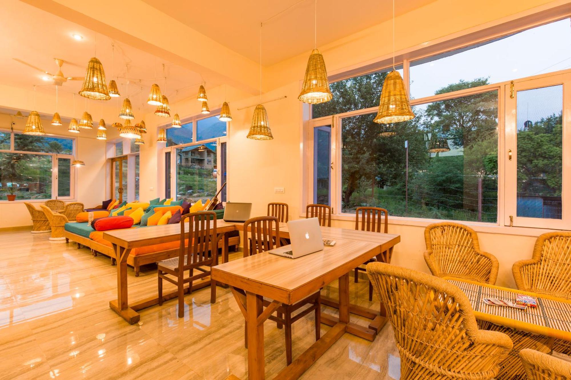 Dormigo Hostel บีร์ ภายนอก รูปภาพ