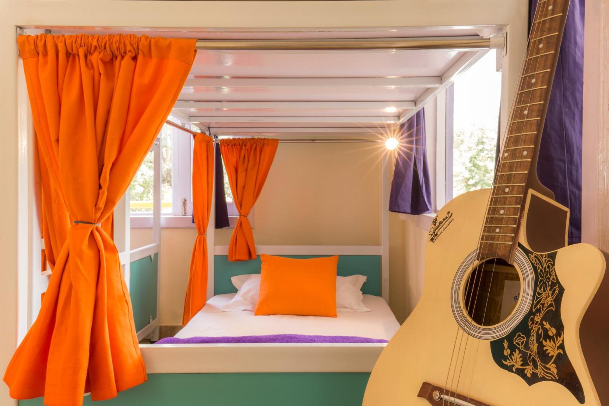 Dormigo Hostel บีร์ ภายนอก รูปภาพ